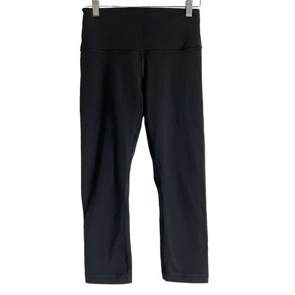 Lululemon Black Wunder Under Crop High Rise Leggings Size 6 - Picture 1 of 9